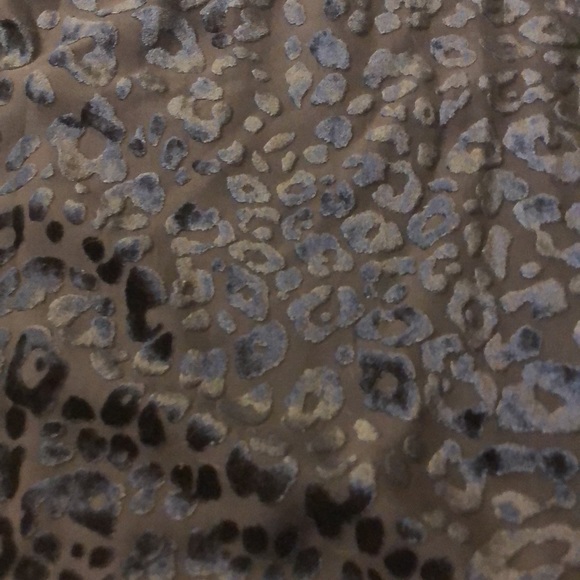 NWOT WHBM sleeveless leopard print blouse - Picture 2 of 6